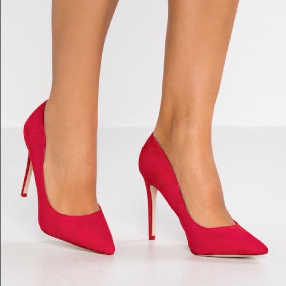 Red pointed to call if spring pumps